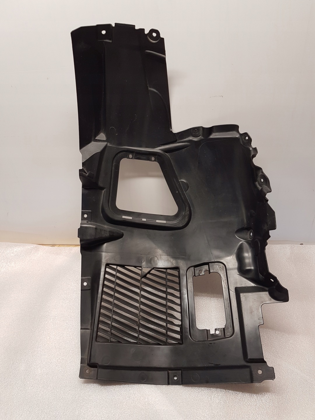 mudguard left front BMW F10 F11 7186727