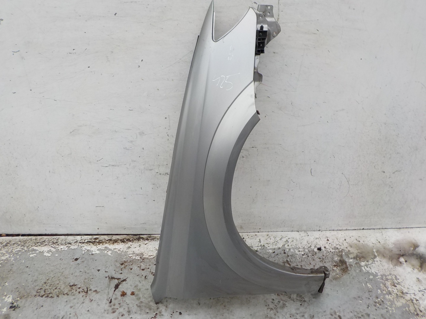 425 SUBARU OUTBACK fender right front C6Z