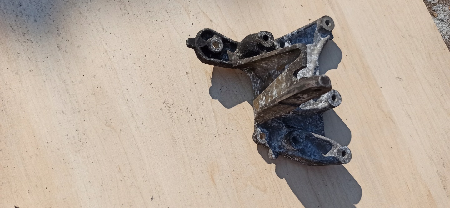 engine mount MONDEO MK4 2.0 TDCI 9656392880