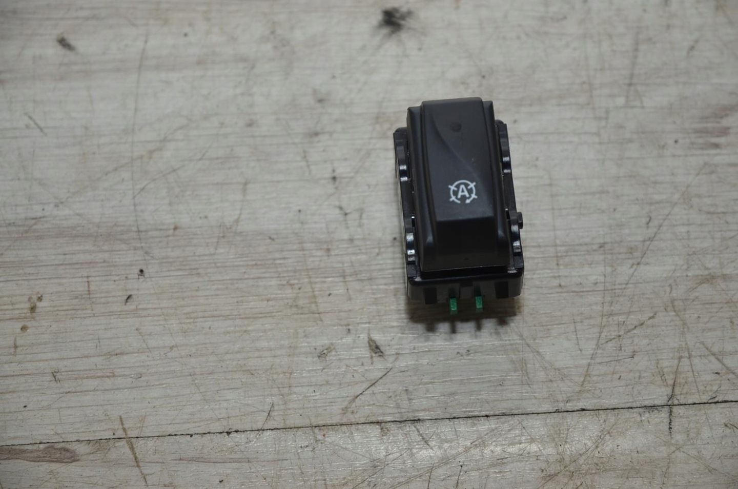 PrzelacznikSTART STOP Renault Captur 16r