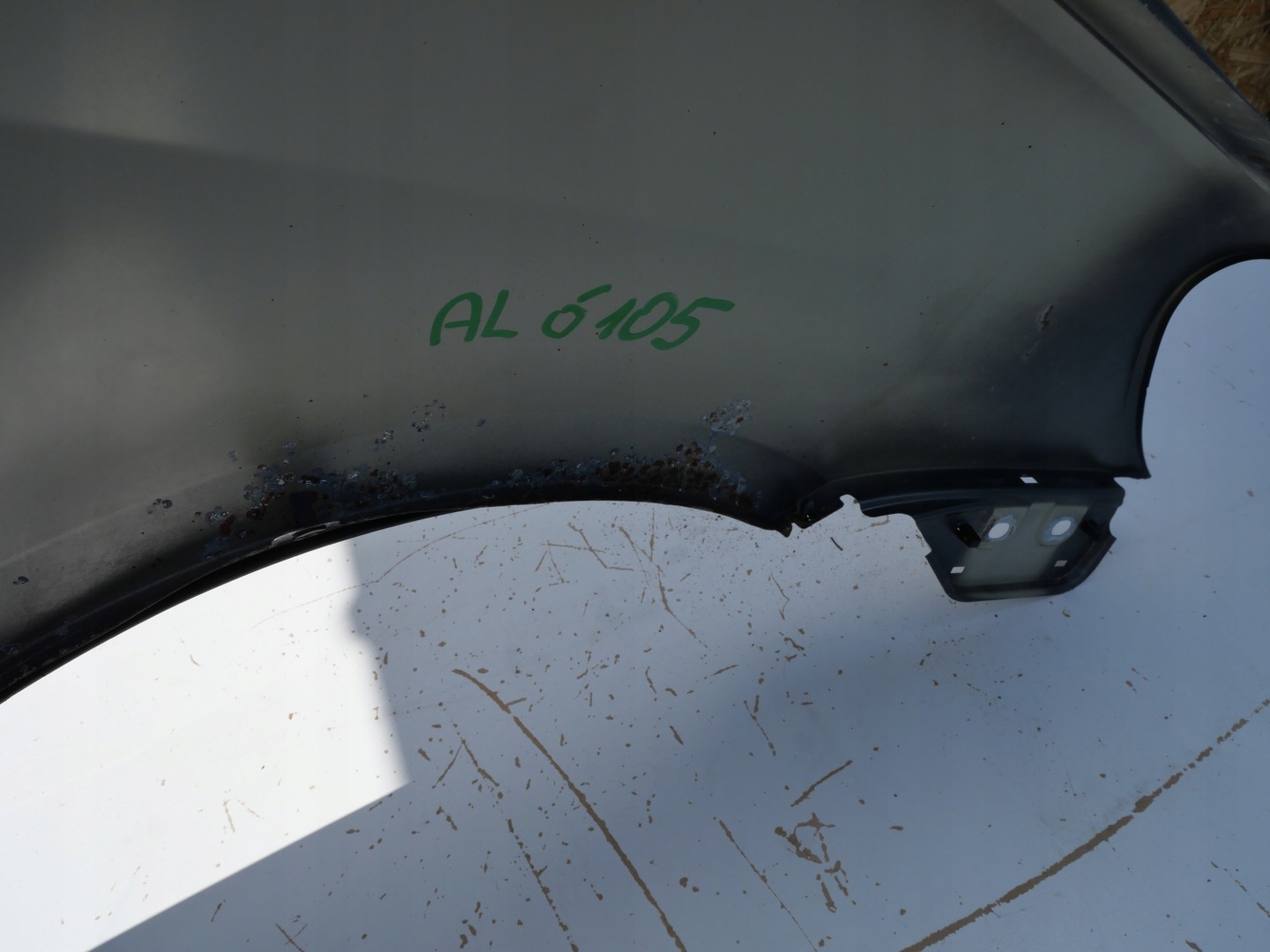 VW TOURAN fender left front
