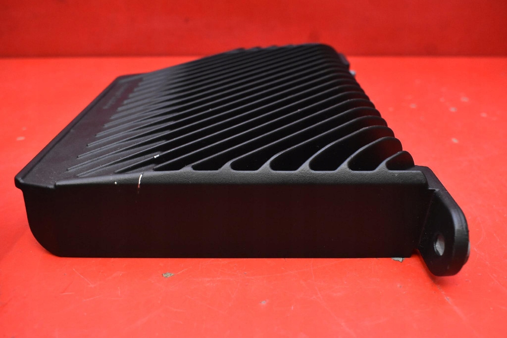 amplifier RADIA 32265526 VOLVO V60 2 II 18-21