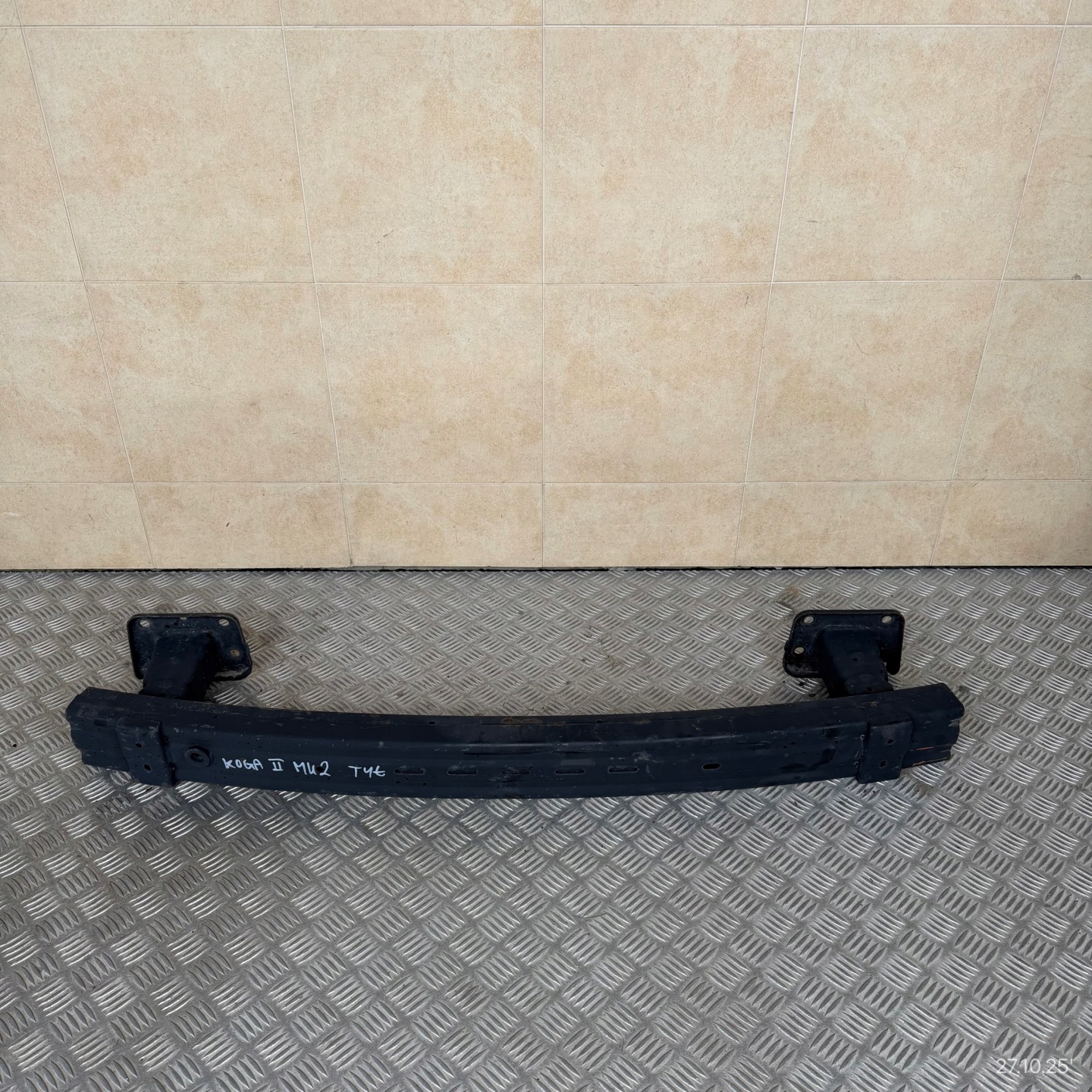 sider rear beam tip pillar FORD KUGA II MK2
