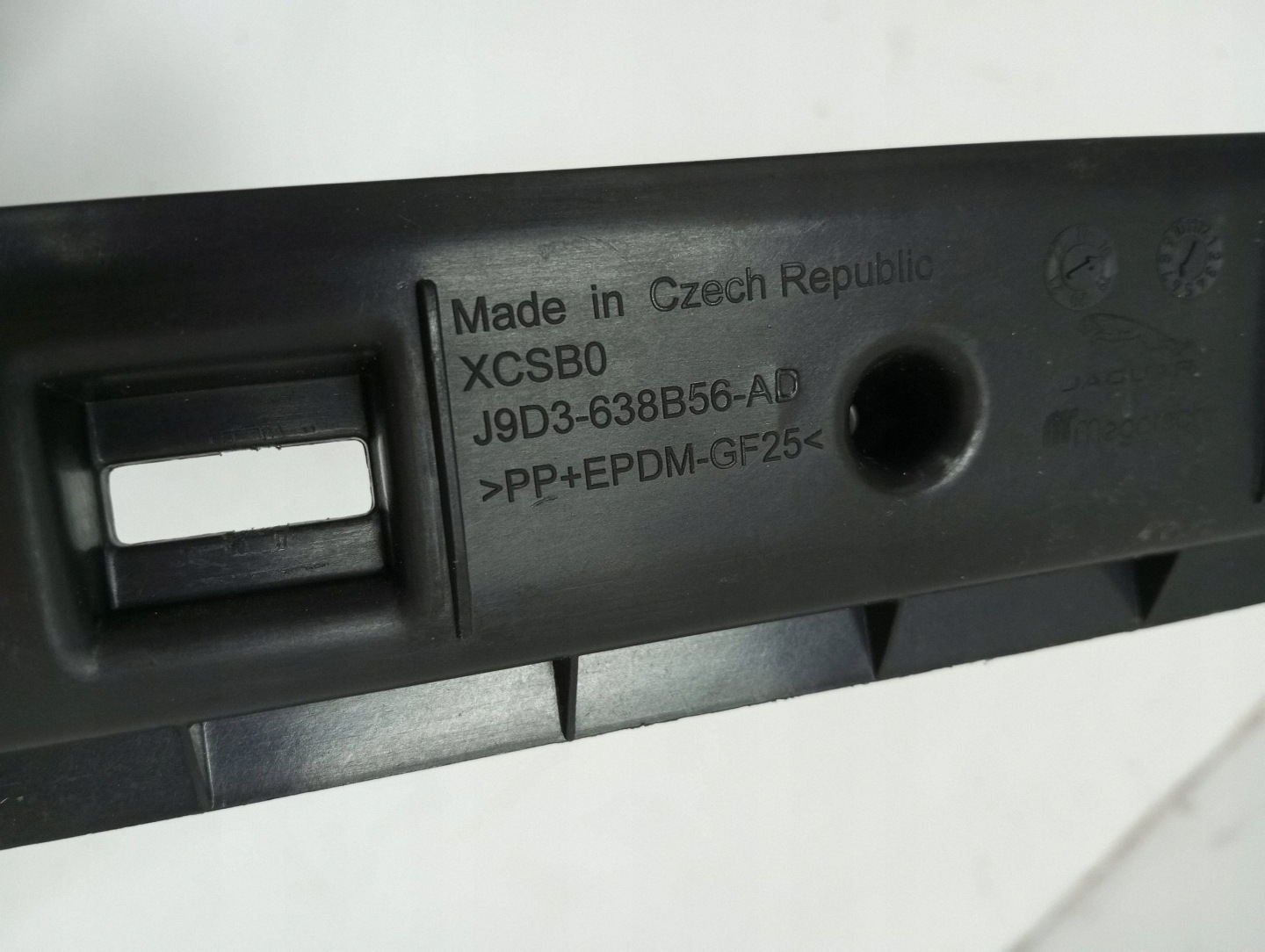 Copri Sedile JAGUAR e-PACE J9D3-638B56-AD