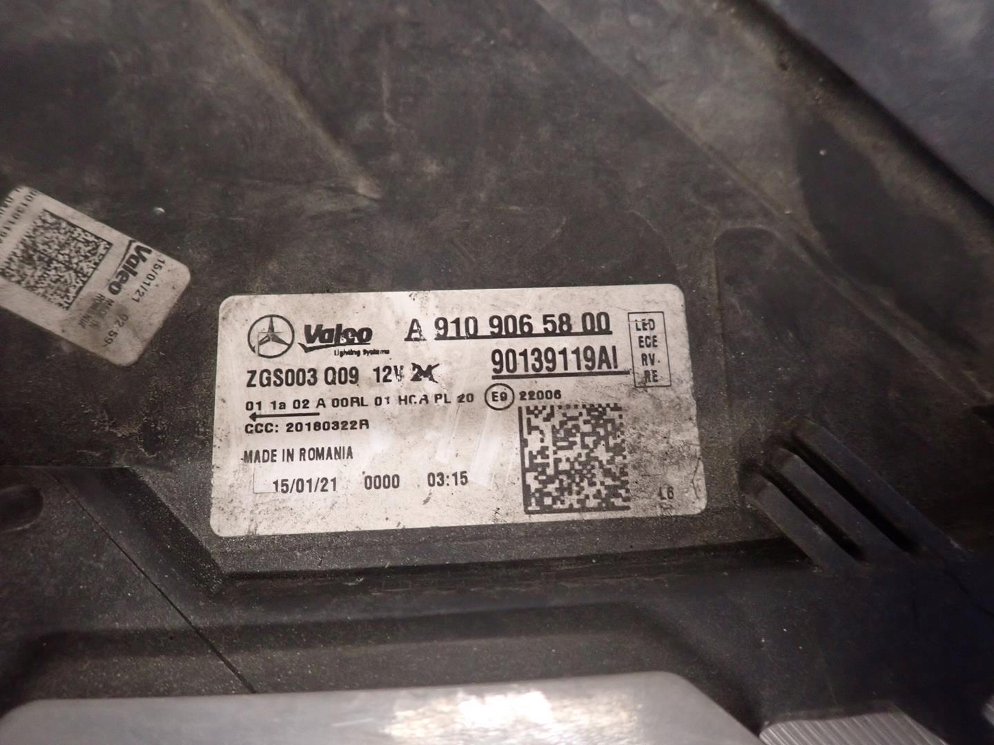 light front right MERCEDES SPRINTER W907 W910 FULL LED 2017- A9109065800