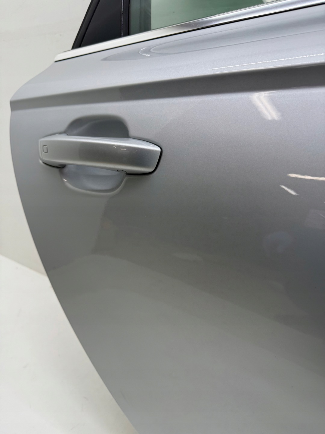 AUDI A6 S6 C7 sedan door right rear part LX7W silver complete
