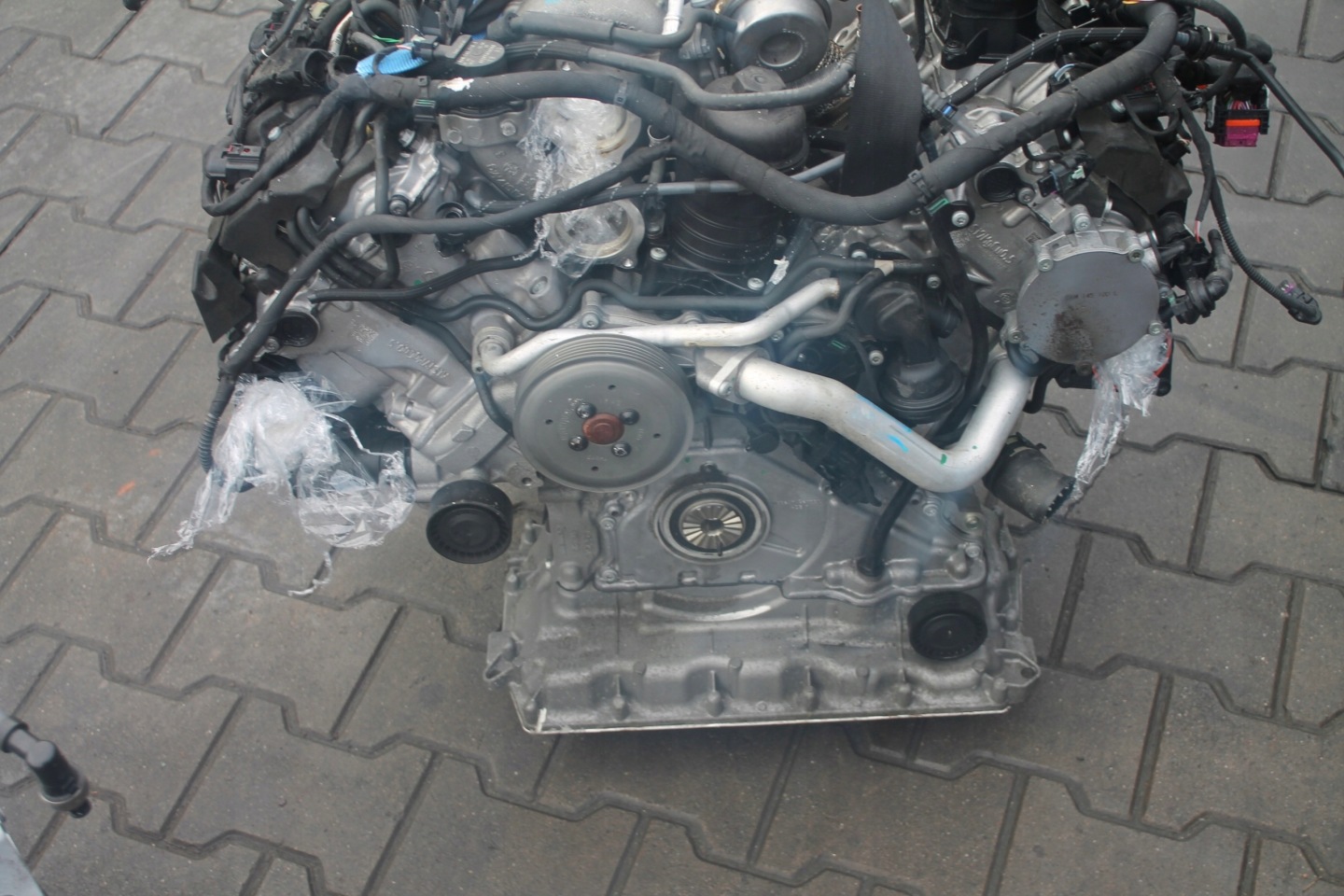 engine complete AUDI AUDI 3,0 TFSI 30TYS KM CWG