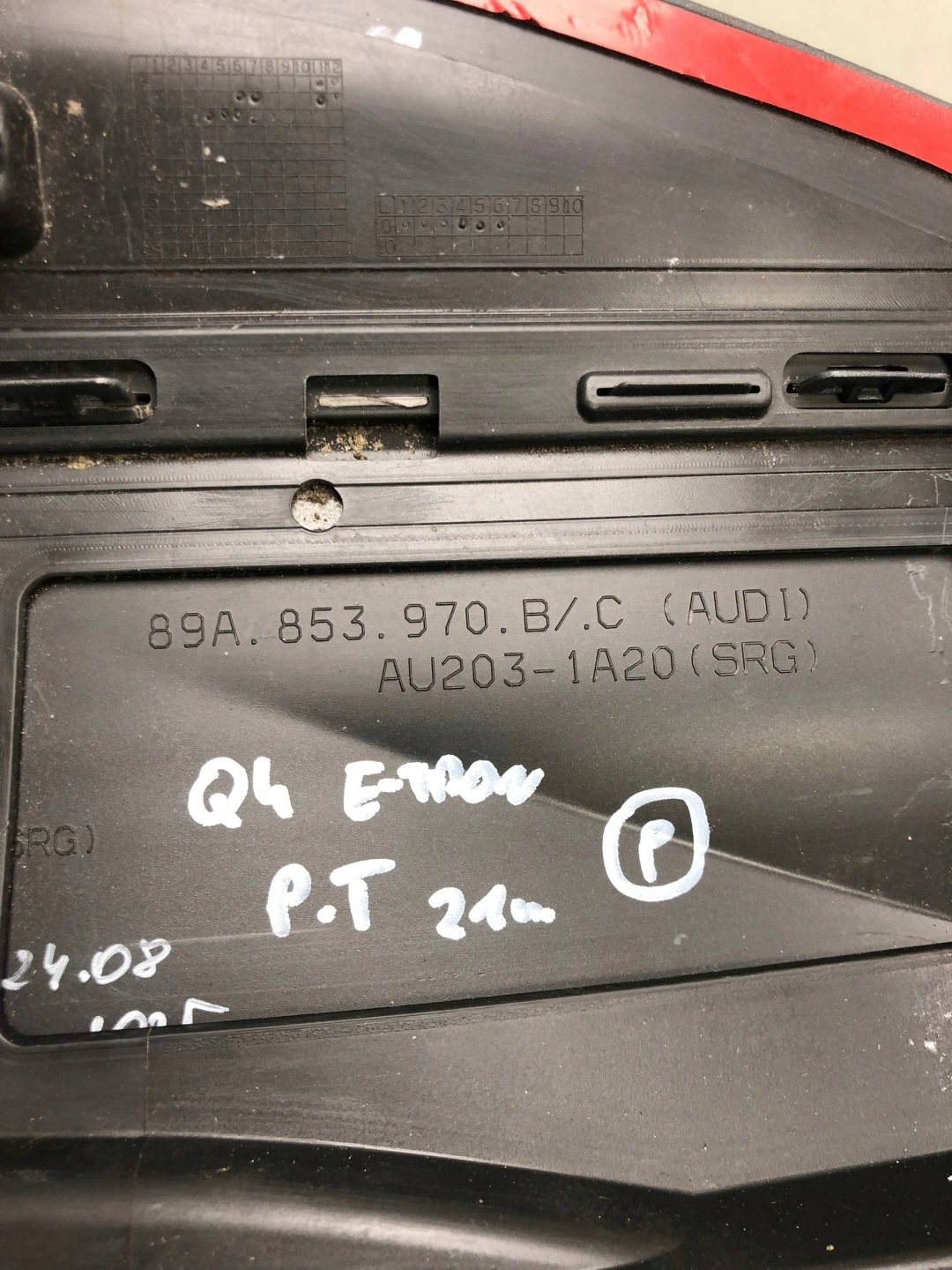 moulding door right rear part AUDI Q4 E-TRON 89A853970B