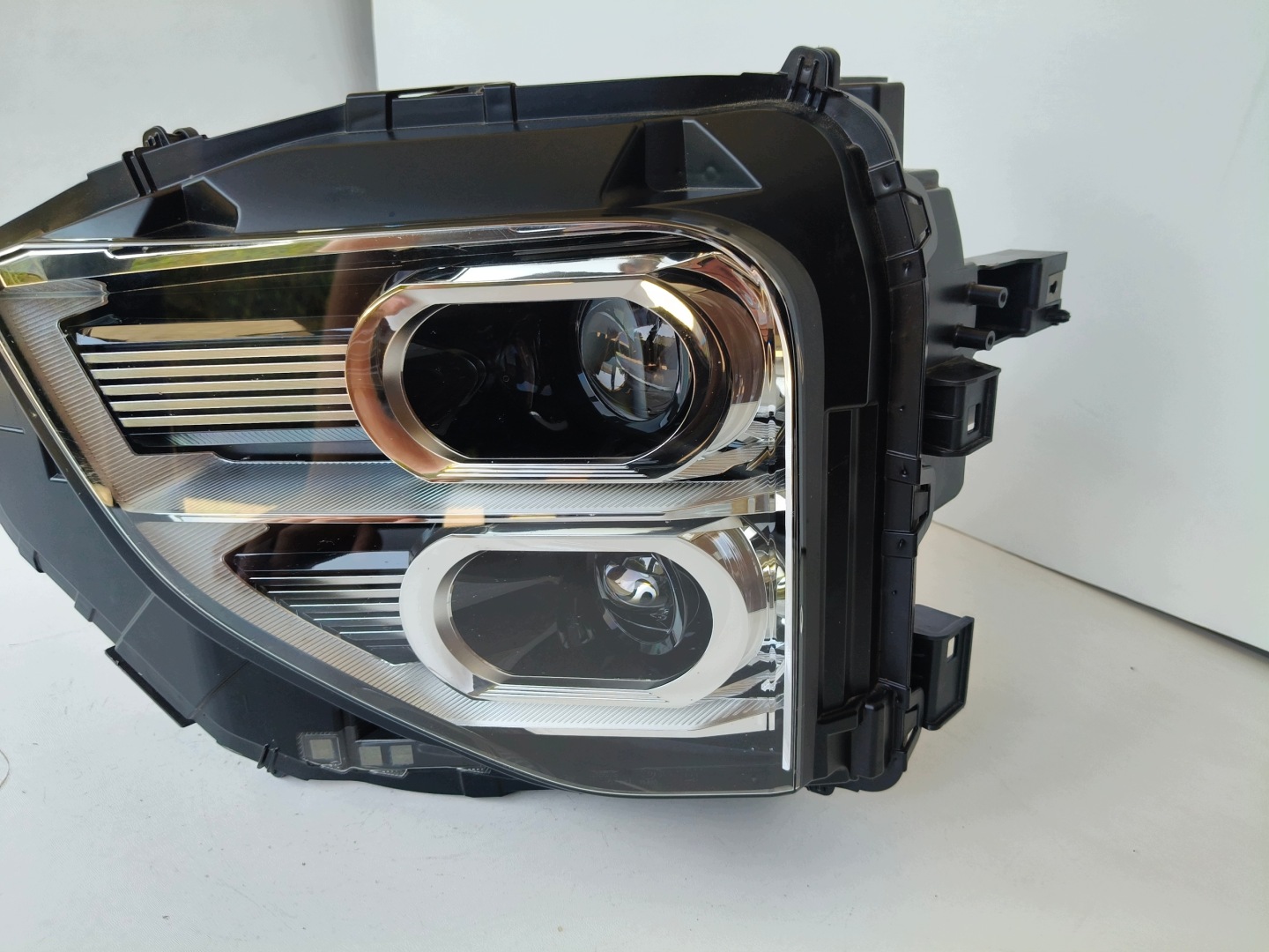 light left REFLEKTOR MITSUBISHI ECLIPSE CROSS 21- LIFT FULL LED