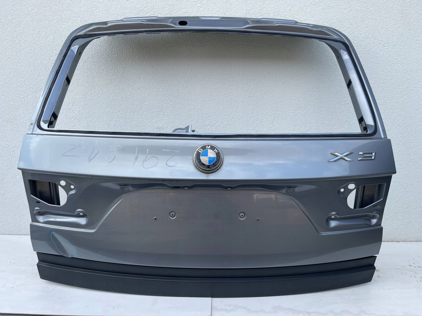 boot door rear boot BMW X3 E83