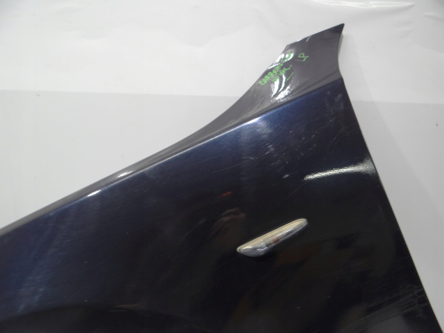 blatník levý přední BMW E60 416/9