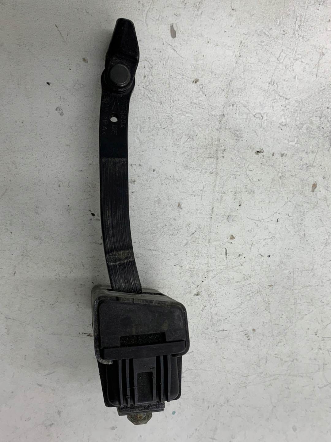 BMW E61 E60 LIFT limiter door left front