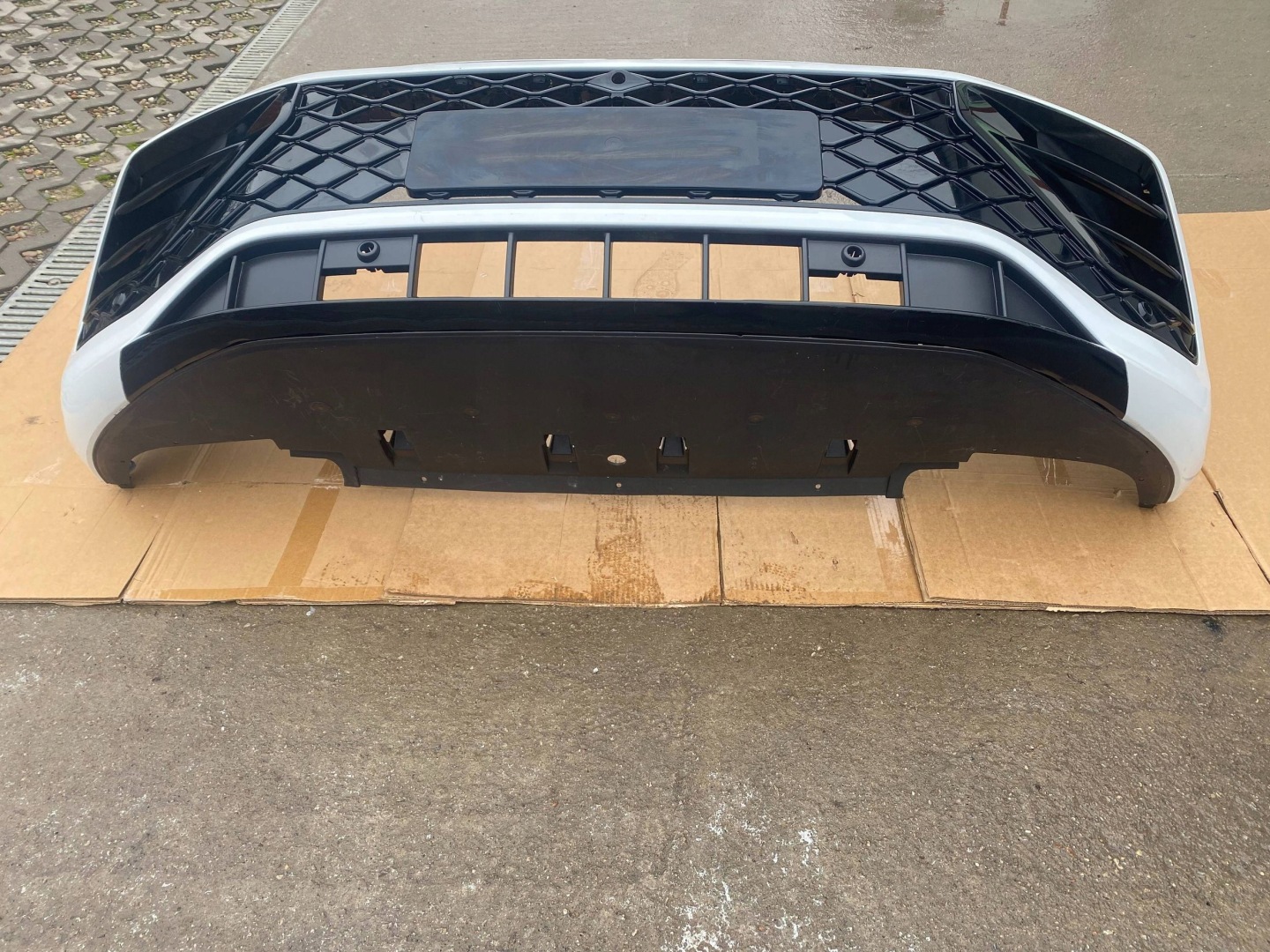 VW TAYRON II 57L R-LINE complete bumper front front PDC KAMERA LC9A
