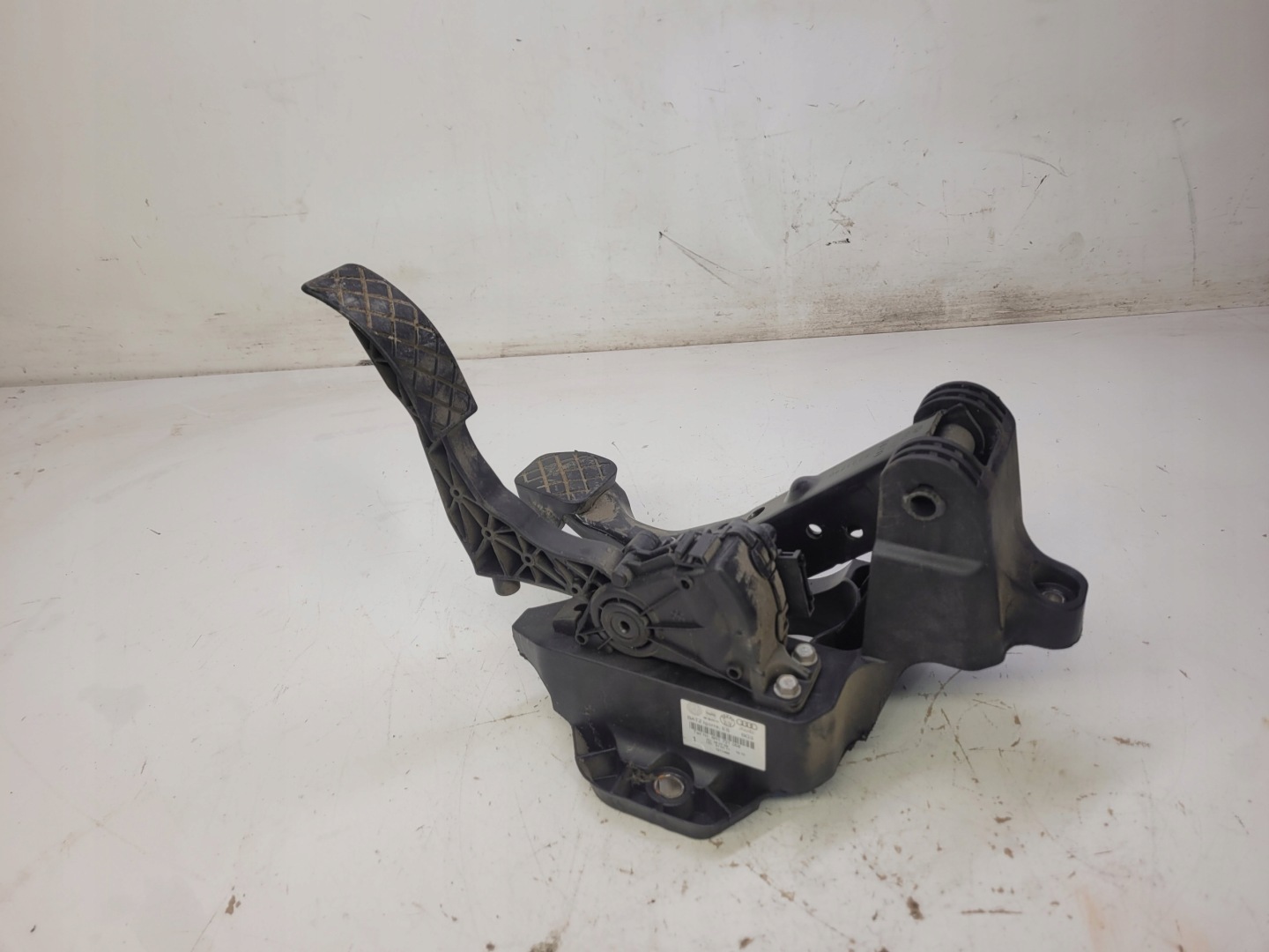 pedals support AUDI A1 VW SEAT SKODA 6R1721058
