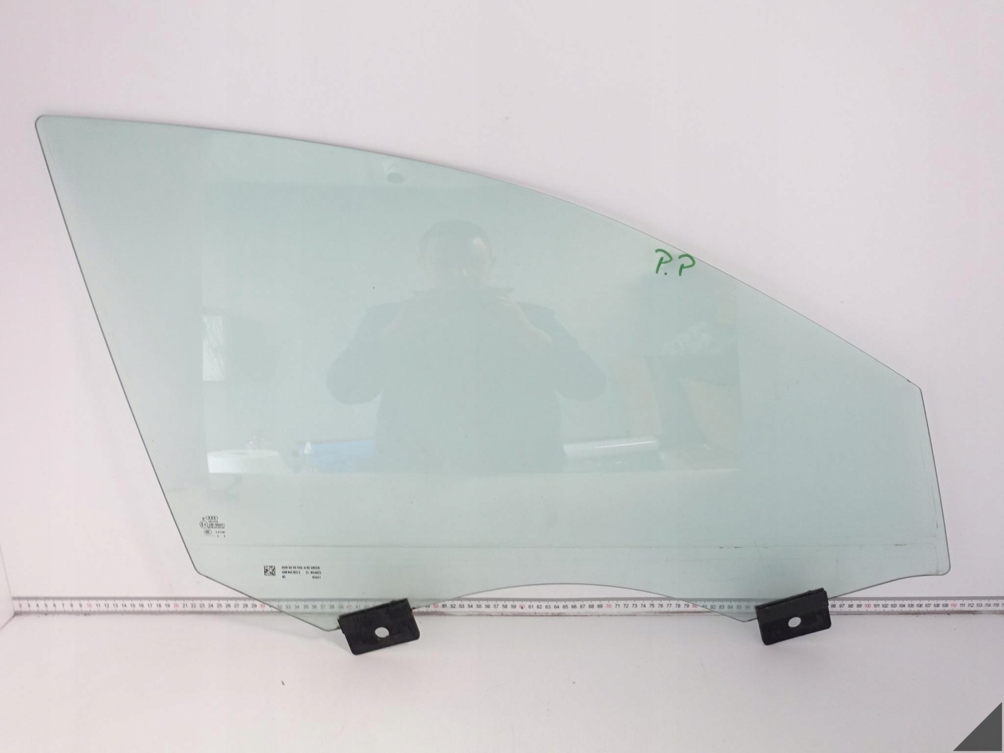 AUDI A8 S8 4H0 D4 LIFT 09-17 window side door right front LAMINOWANA