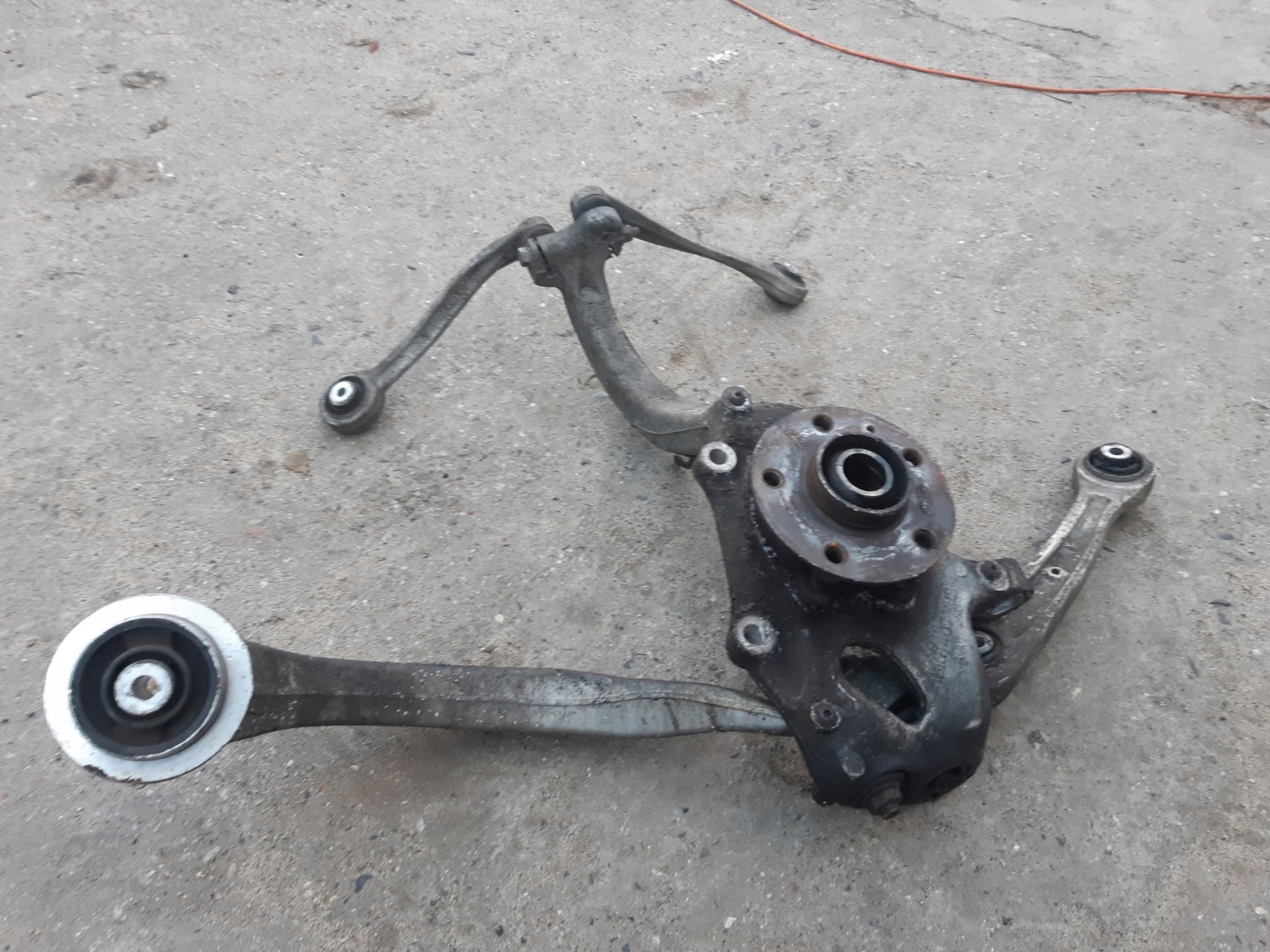 AUDI A6 C7 swing right front right front of the arm 4G0407242D