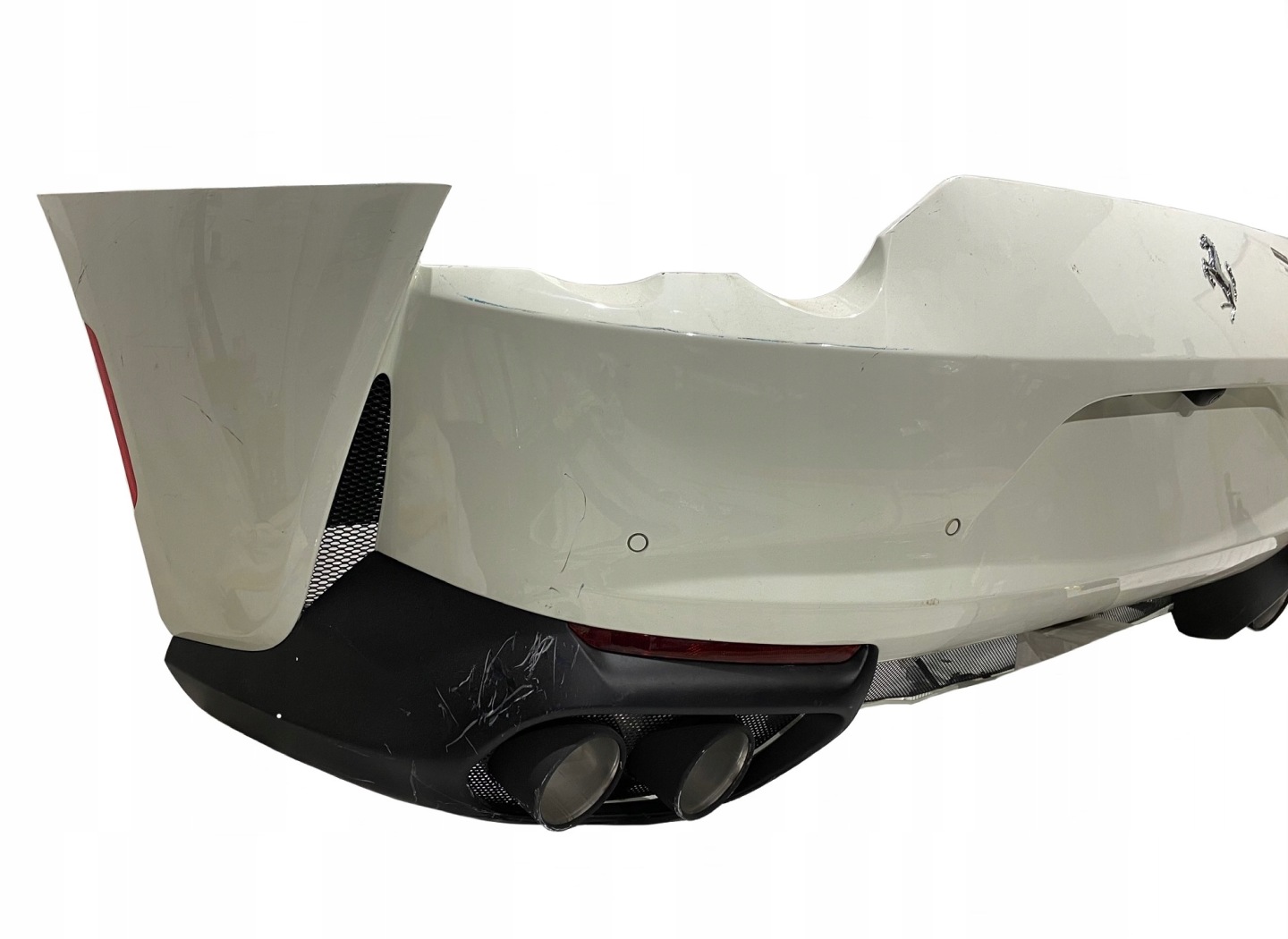 FERRARI 812 SUPERFAST HECK STOSSSTANGE BUMPER 89335300