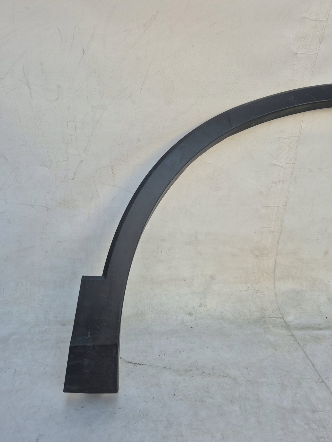 VW TIGUAN II 2 16-24 moulding cap right front