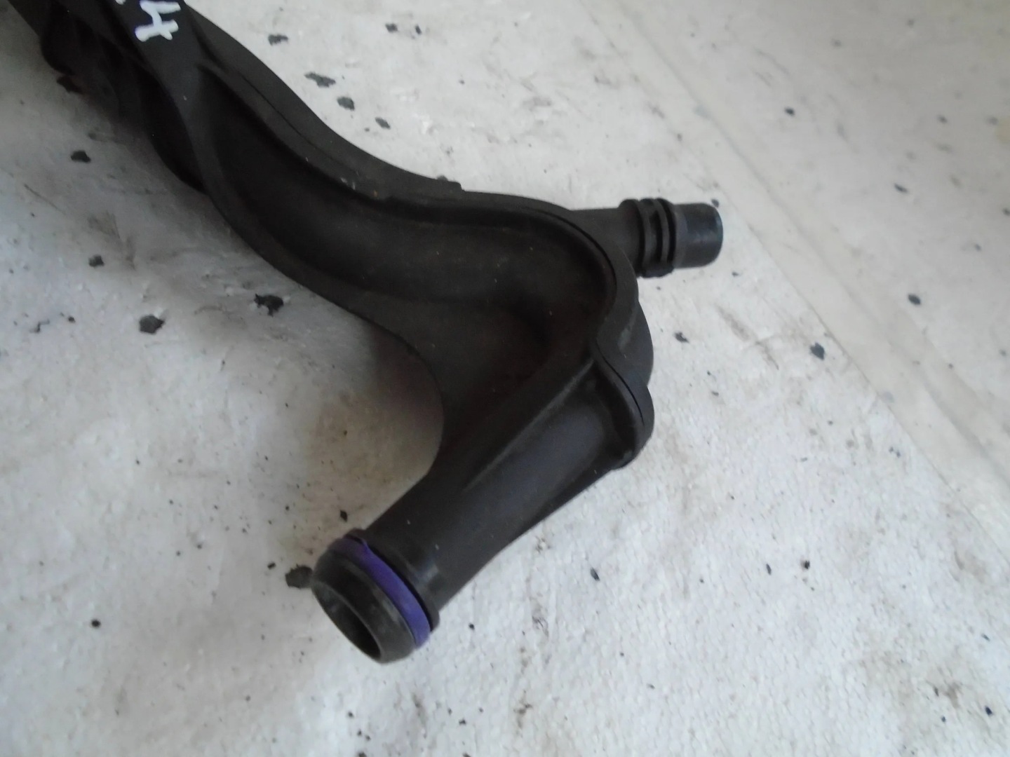 cijev prijenos vode 9806793080 Citroen C4 Cactus 16