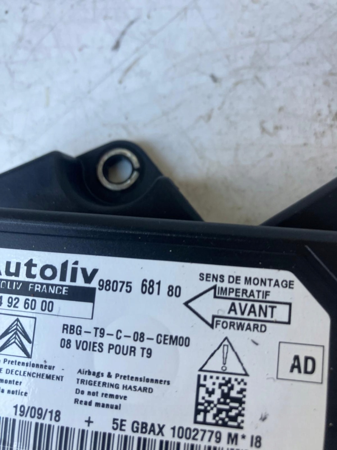 module SENSOR airbag PEUGEOT 308 T9 9807568180