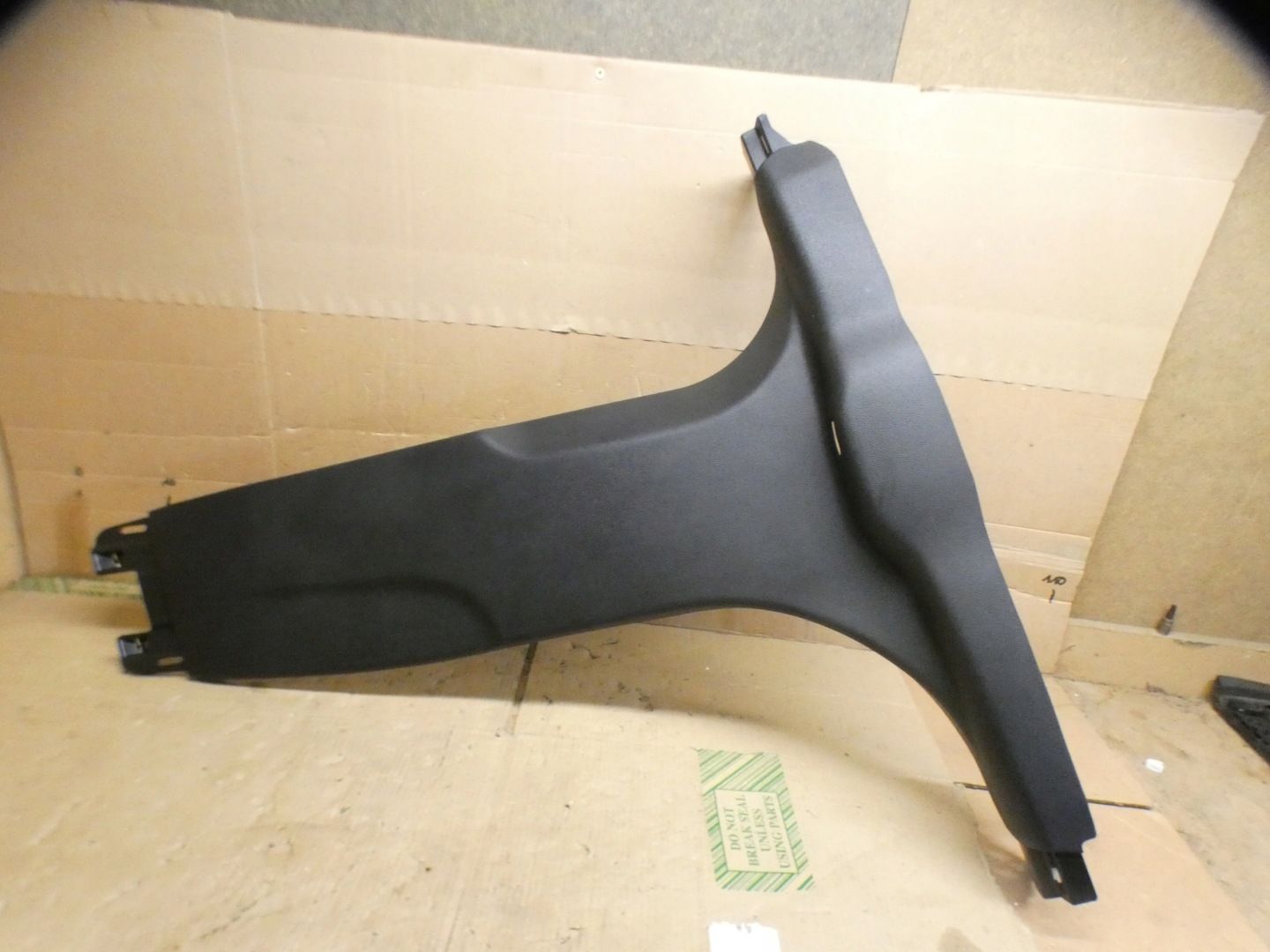 plastic cover SLUPKA right 735732837 JEEP AVENGER 24R