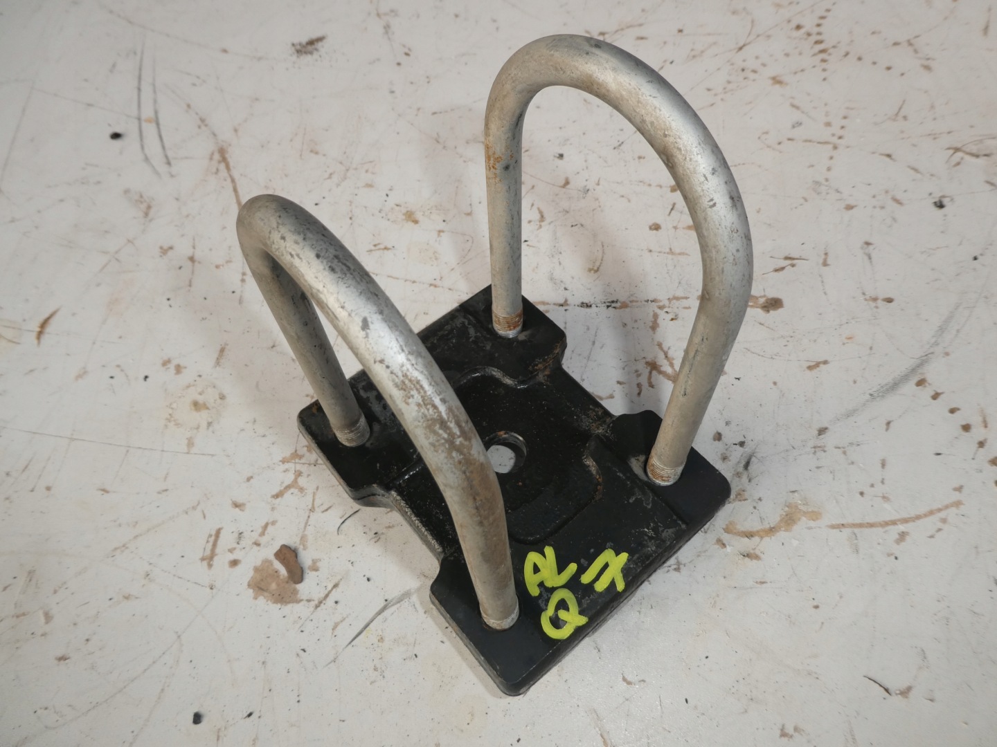 CYBANT SUPPORT PLAQUE RESORA VW AMAROK 2H0598176