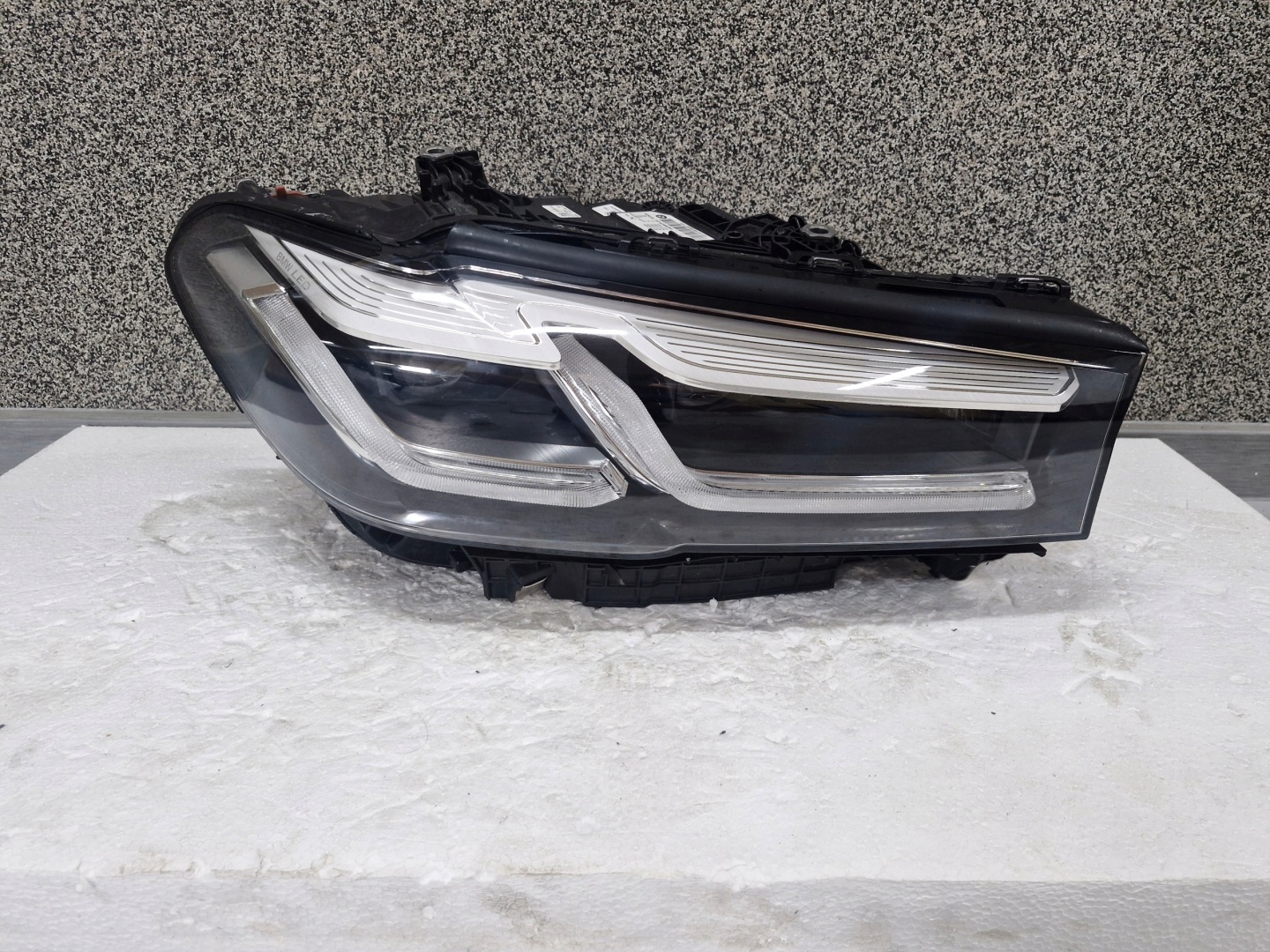 light right BMW 5 G30 G31 LIFT FULL LED Adaptive LED