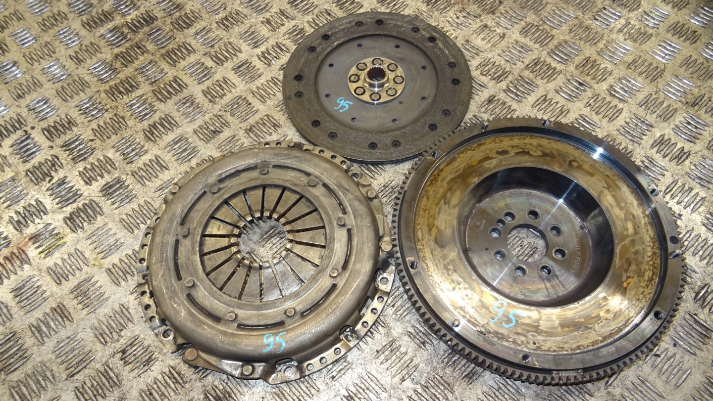 Sachs 881864999502 Disque Embrayage de pression Dwumasa