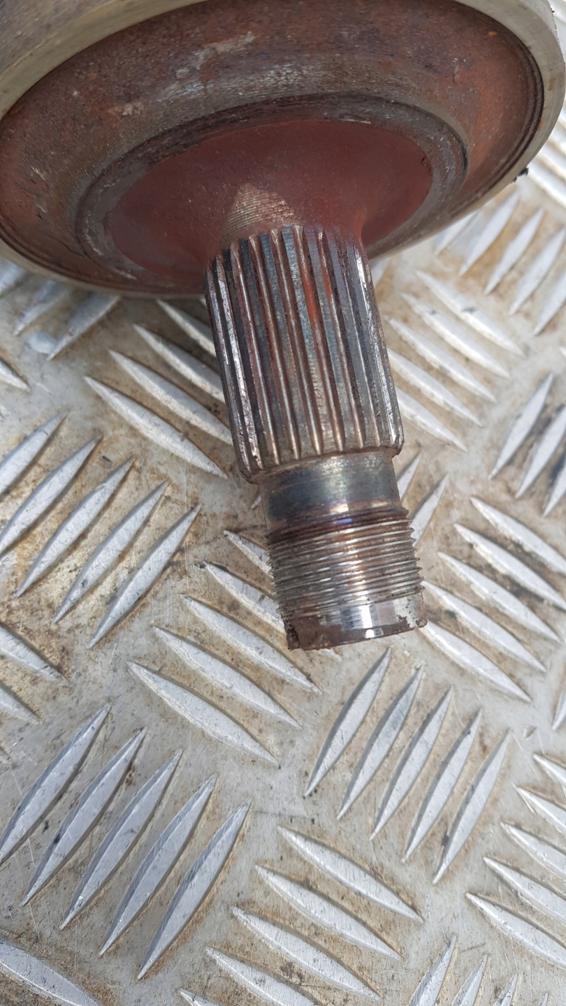 MERCEDES W203 2.7 CDI semi-axis right