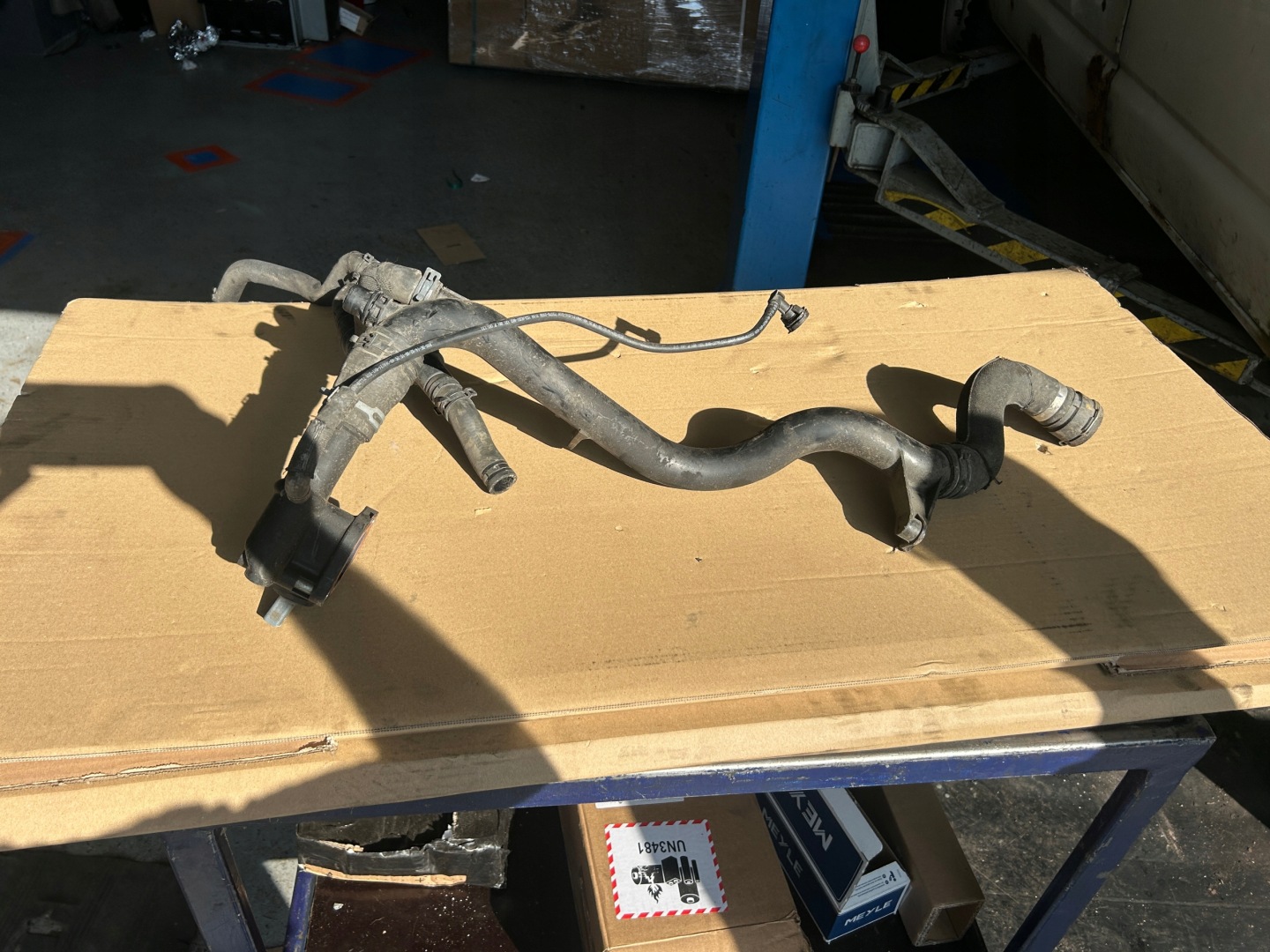 AUDI A4 B8 2,0 TDI CAG crijeva vode