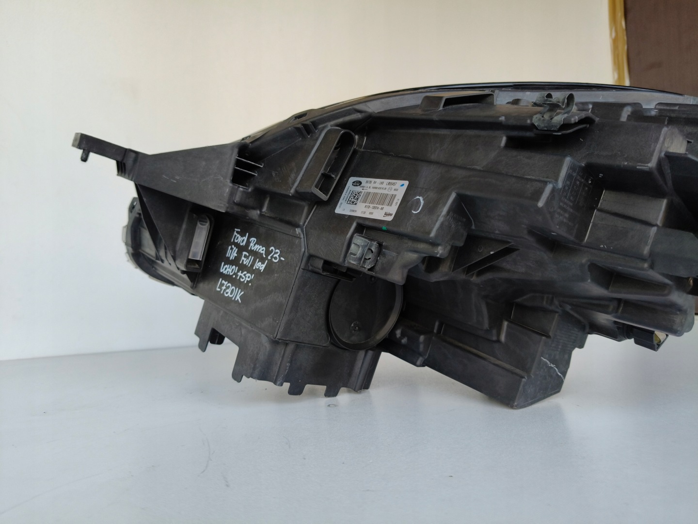 light right REFLEKTOR FORD PUMA 23- LIFT LED