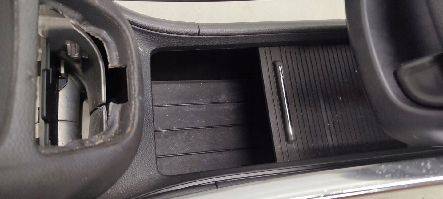 bracciolo tunel Opel Zafira C 1,4