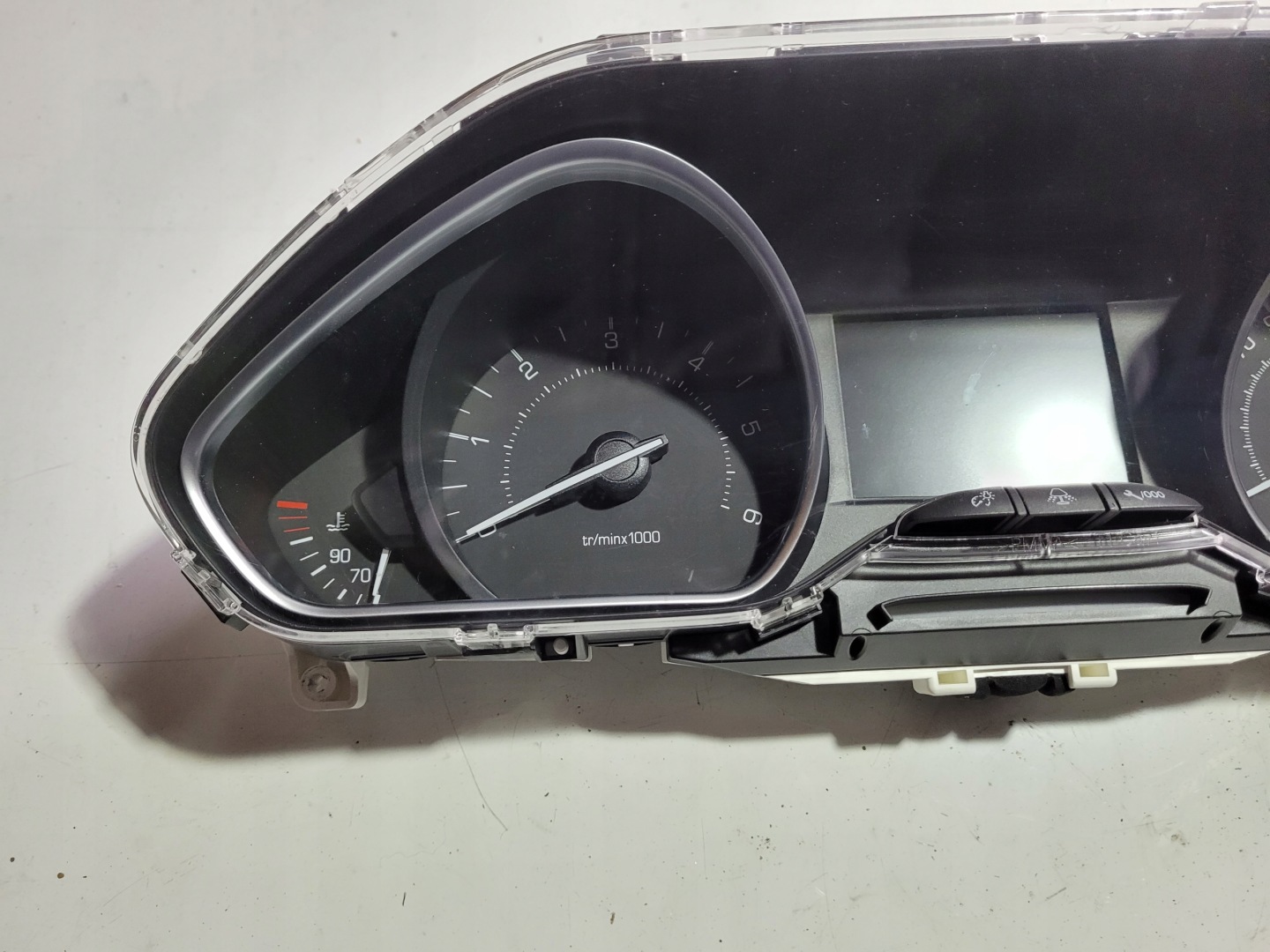 dials dials PEUGEOT 208 and 1 9805969180