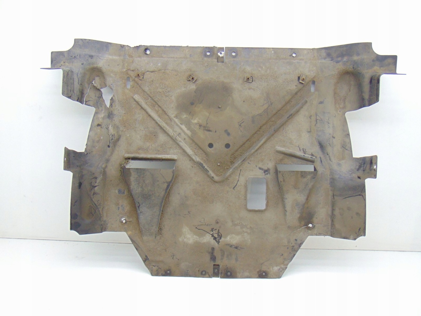cover below engine AUDI R8 420 06- V8 420825205A