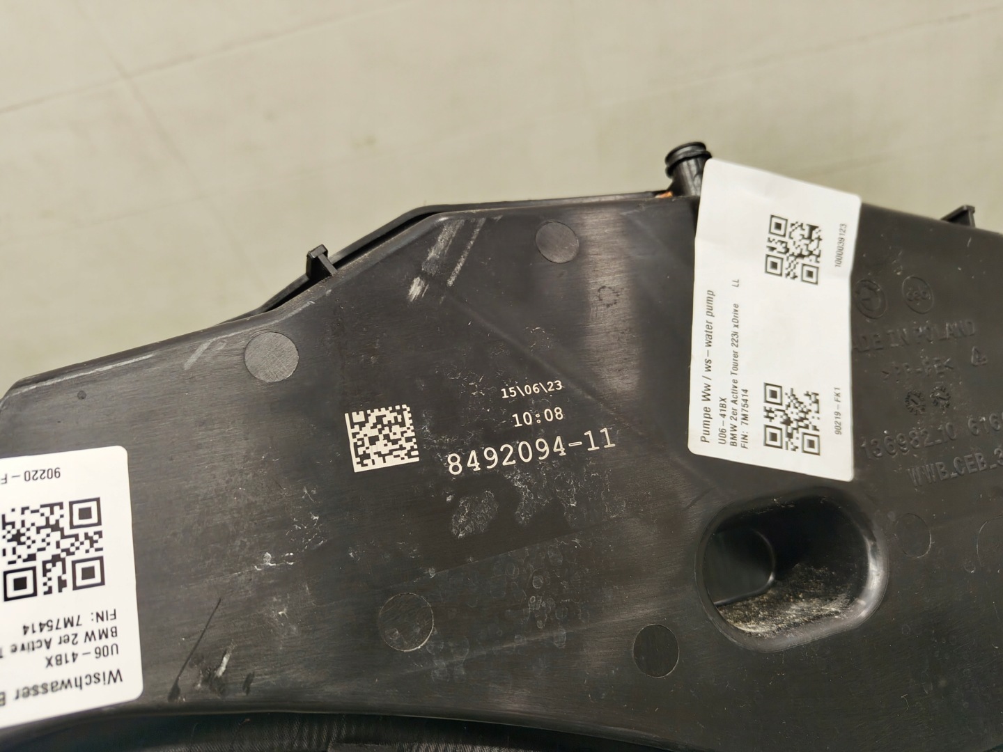 BMW 2 U06 serbatoio LIQUIDO LAVAFARI 8492094