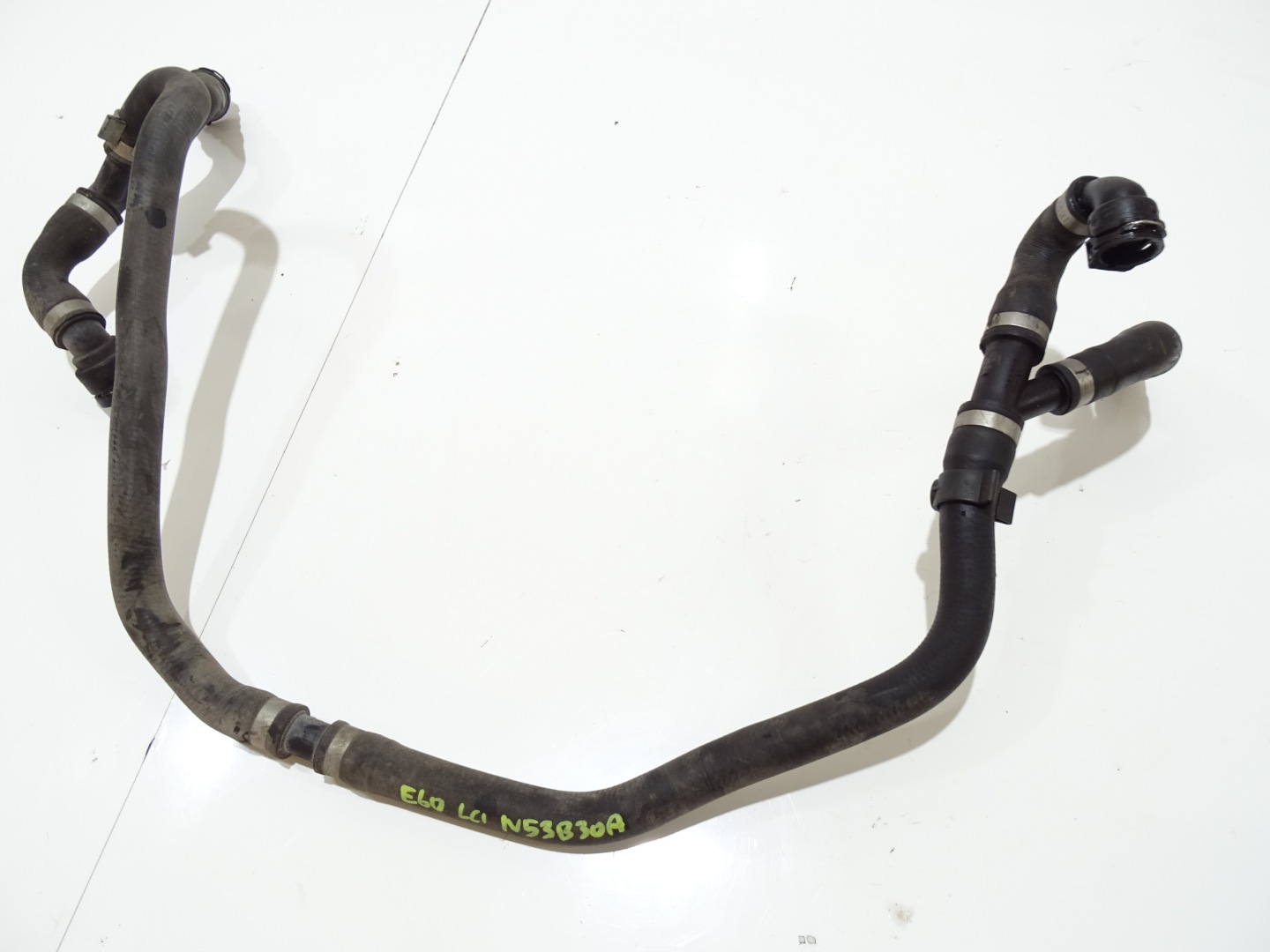 prijenos crijevo vode BMW E60 E61 N53B30A 7522999 (4642859)