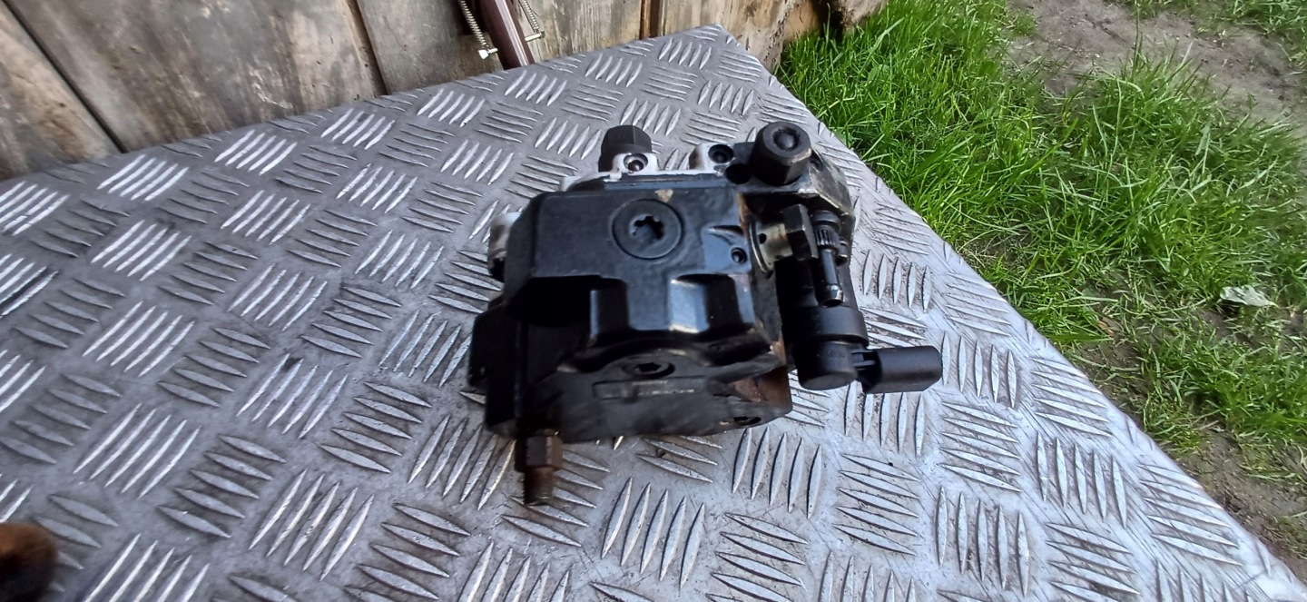 BMW E46 injection pump sensor 7788670