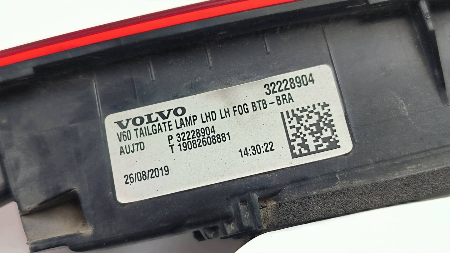 light left rear part 32228904 VOLVO V60 II