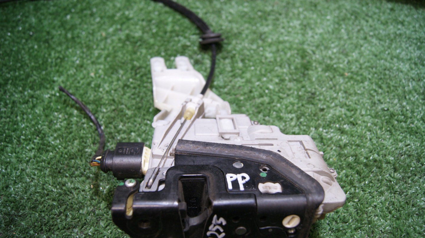 lock door right front VOLKSWAGEN EOS 1P1837016 7PIN