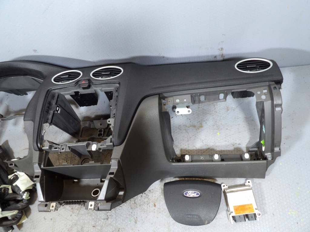 FORD FOCUS MK2 dashboard console cockpit airbag