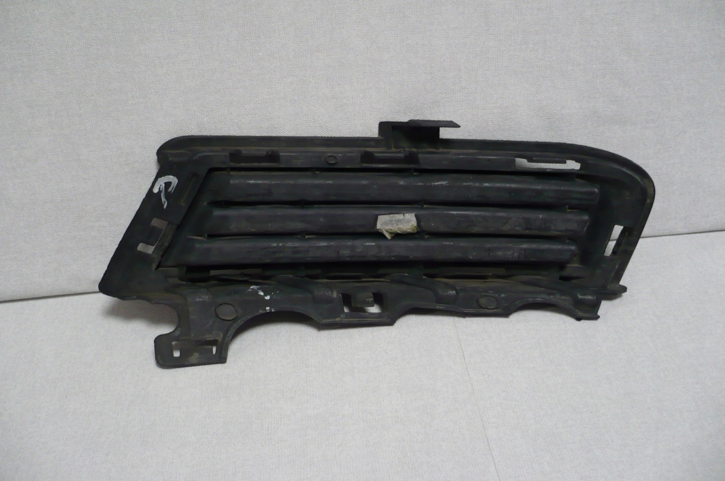 VW GOLF VII 7 2012-16 grid of a bumper right front OGRYGINAL