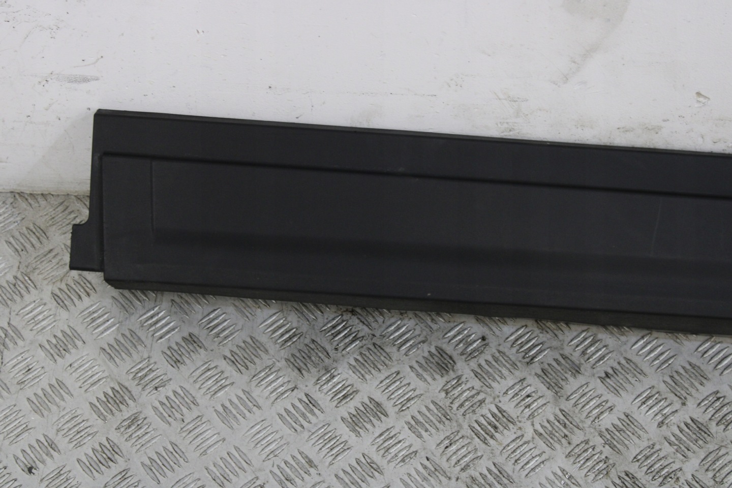 cap threshold threshold left MASERATI LEVANTE M161 670040335