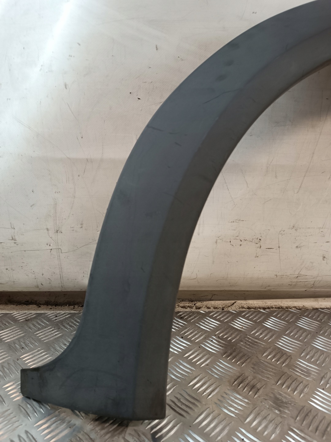 modanatura parafango Anteriore sinistra FORD TRANSIT CONNECT MK1