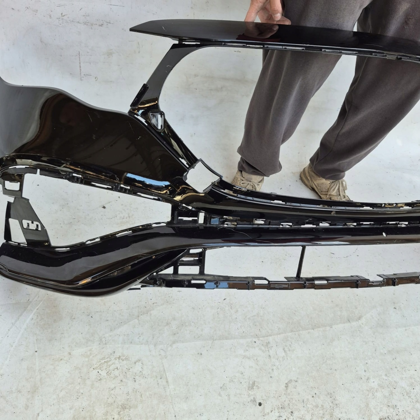 MERCEDES E-KLASA W214 AMG 23-> bumper front front PDC