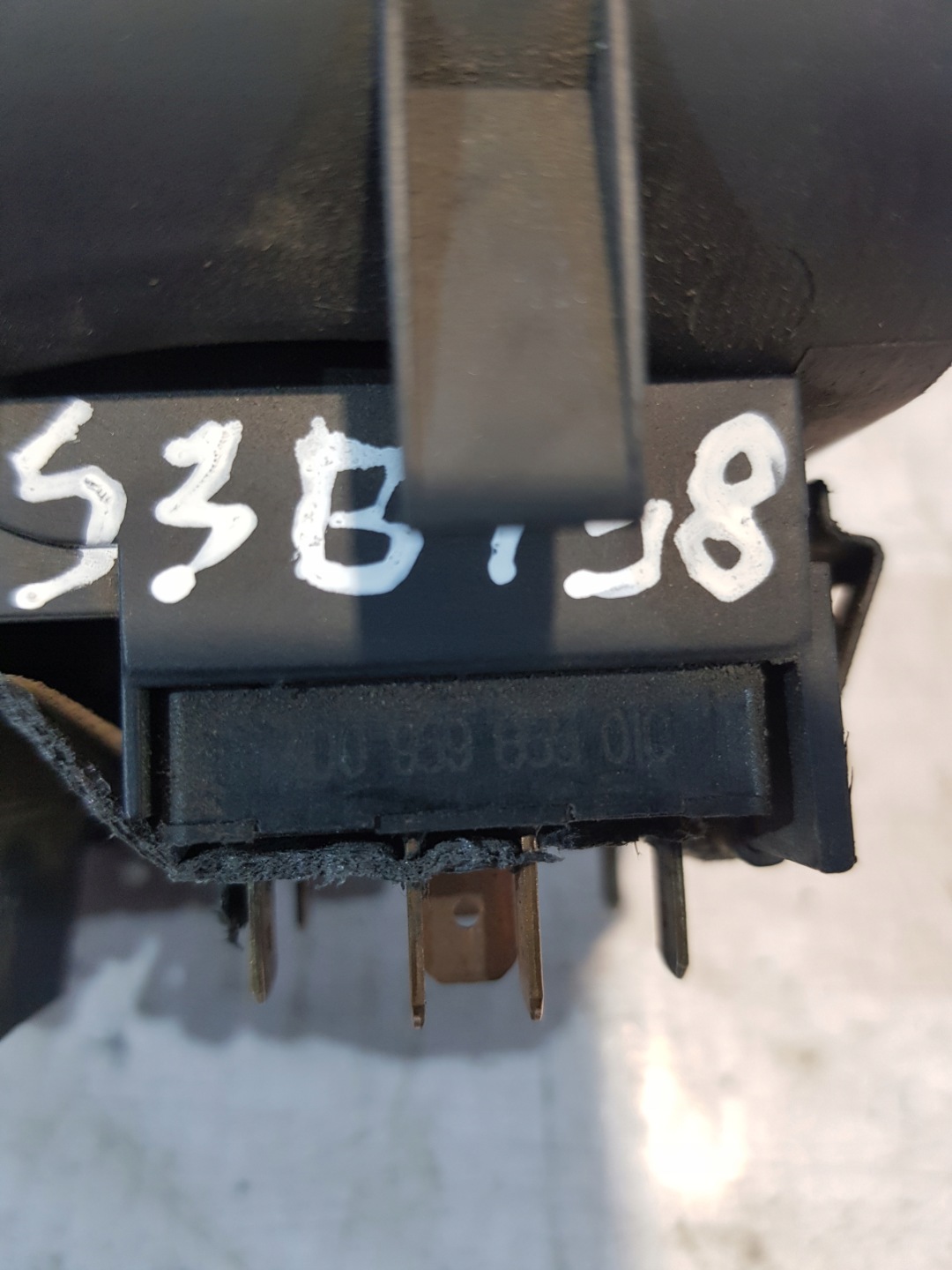 Audi OE 8D1959515B