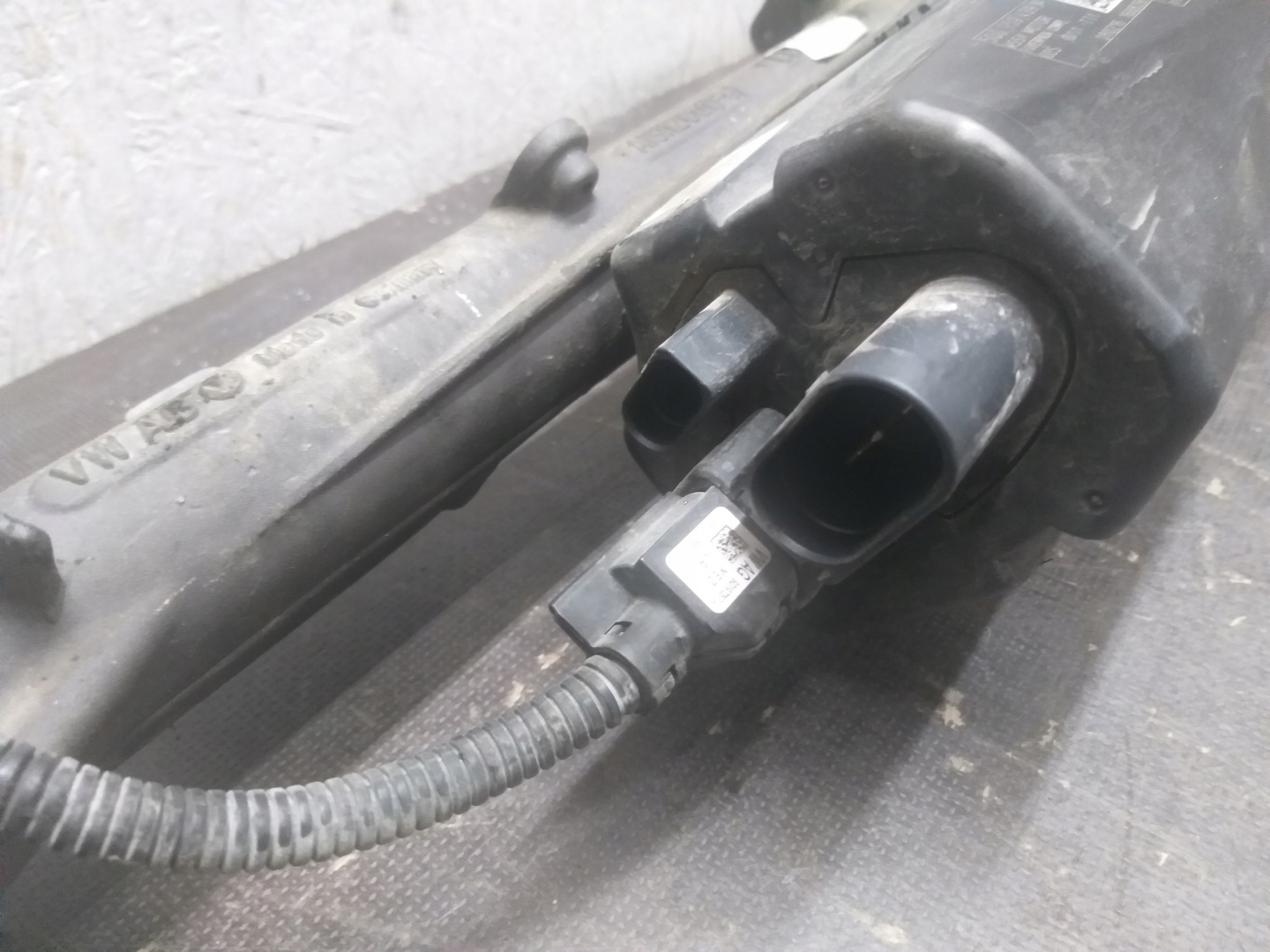 BOÎTER DIRECTION VW SEAT SKODA AUDI 5QB423050AD