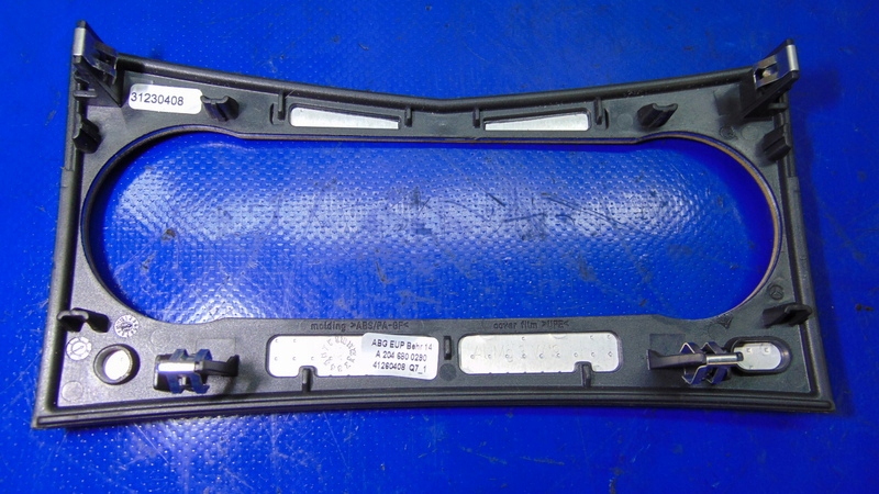 RÁM PANELU klími MERCEDES C KLASA W204 06-14T