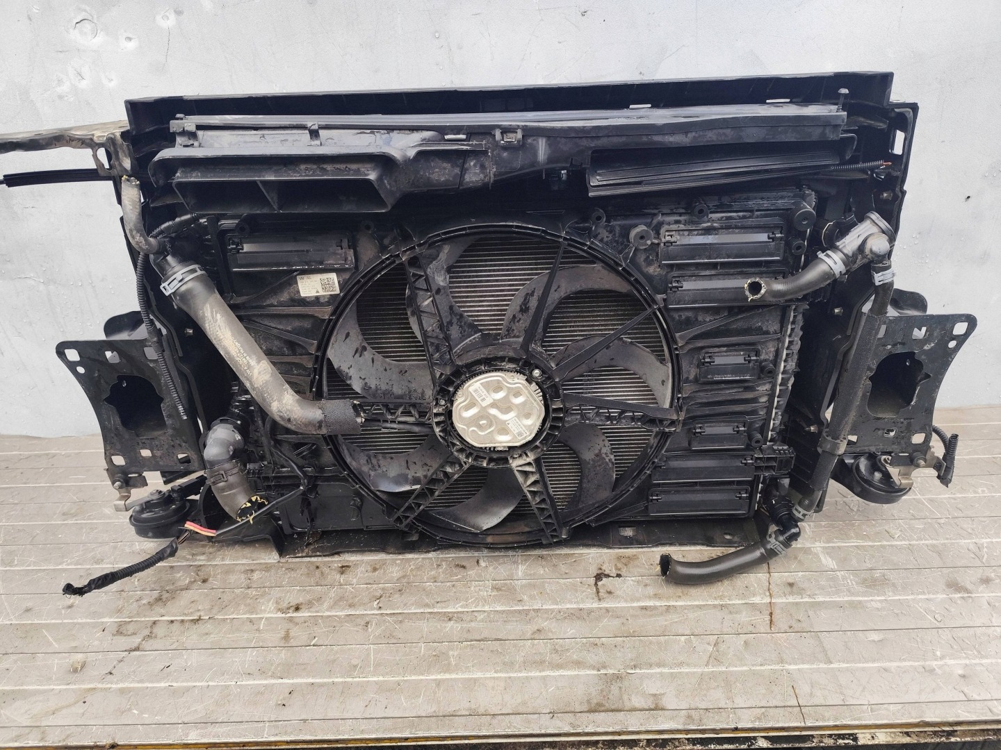 VW TIGUAN II LIFT support panel for radiators radiator complete DEMONTAZ
