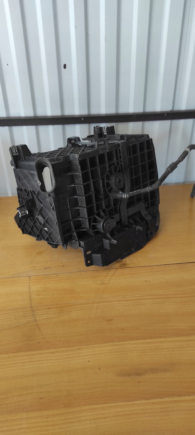 Porta per batteria RENAULT SCENIC III T06009A180