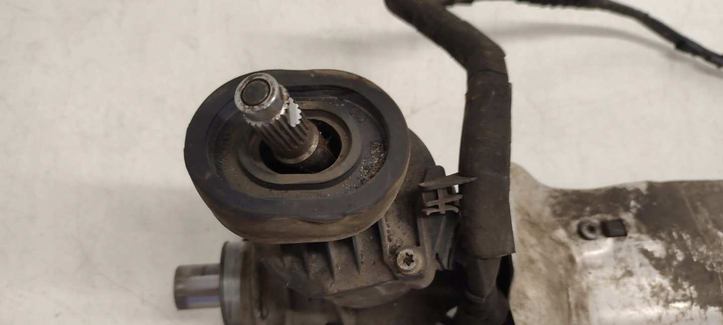 Boîte direction VW Golf VI 1,6 TDI